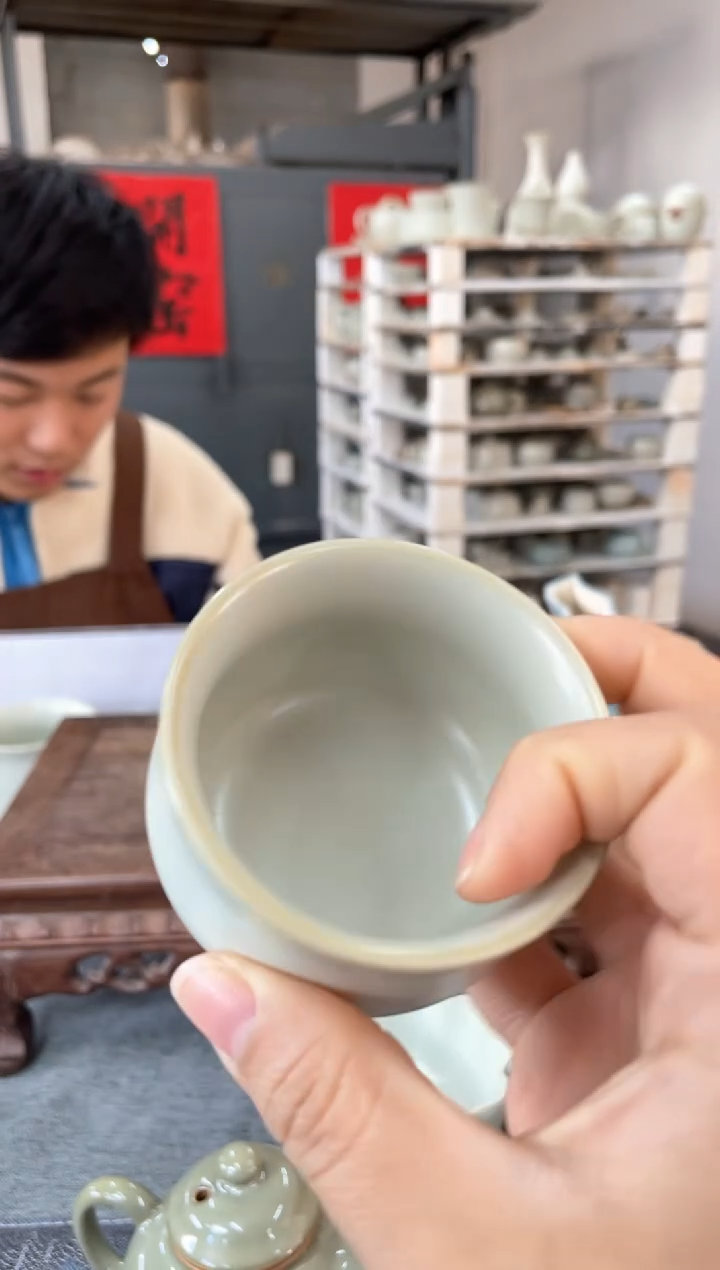 【闪购商品】瓷片月白 玉兰杯 微瑕