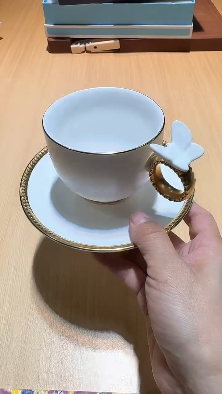 【闪购商品】瓷片锅碗瓢盆一件不剩