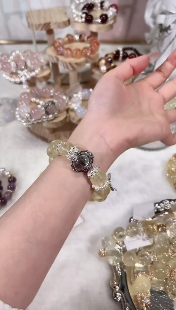 【闪购商品】水晶手链未镶嵌天然水晶默认微瑕 多样性发货发其一