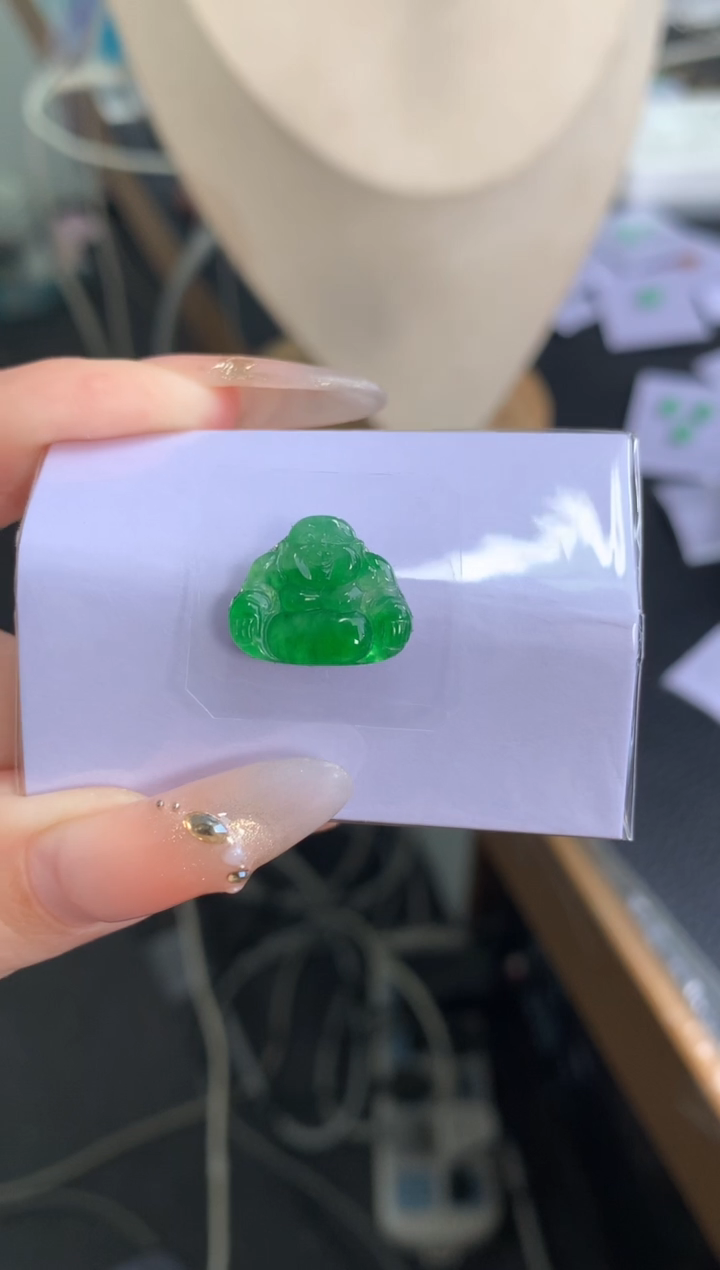 未镶嵌定制翡翠佛公