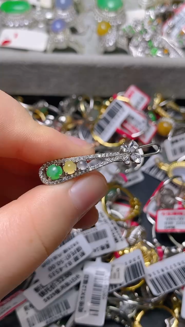 银S925镶嵌戒指翡翠百内无证书