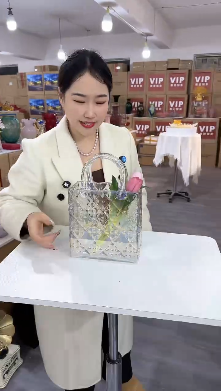 【闪购商品】琉璃简屿花器C-品34