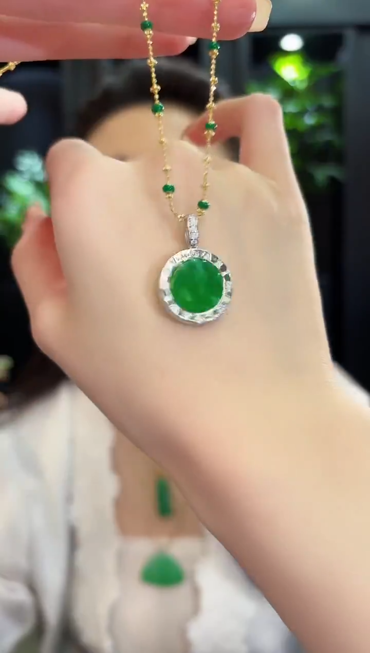 吊坠(不含链)未镶嵌翡翠缅料A货/多样性发货/一件