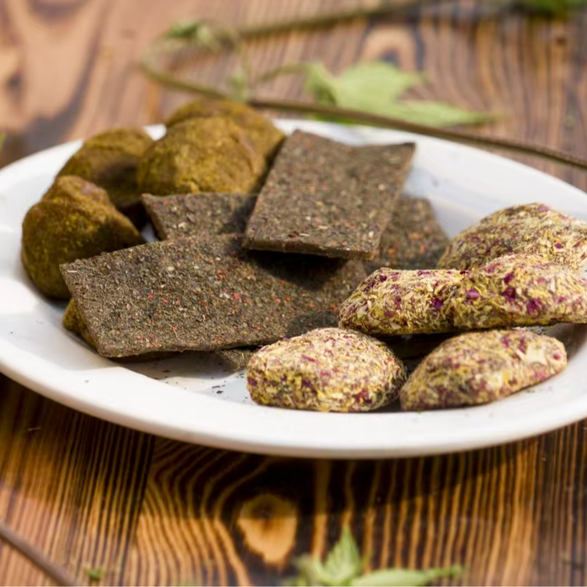 套餐:菊花枸杞酸枣450g+紫苏酸枣片400g+酸枣梅500g配原味酸枣粒