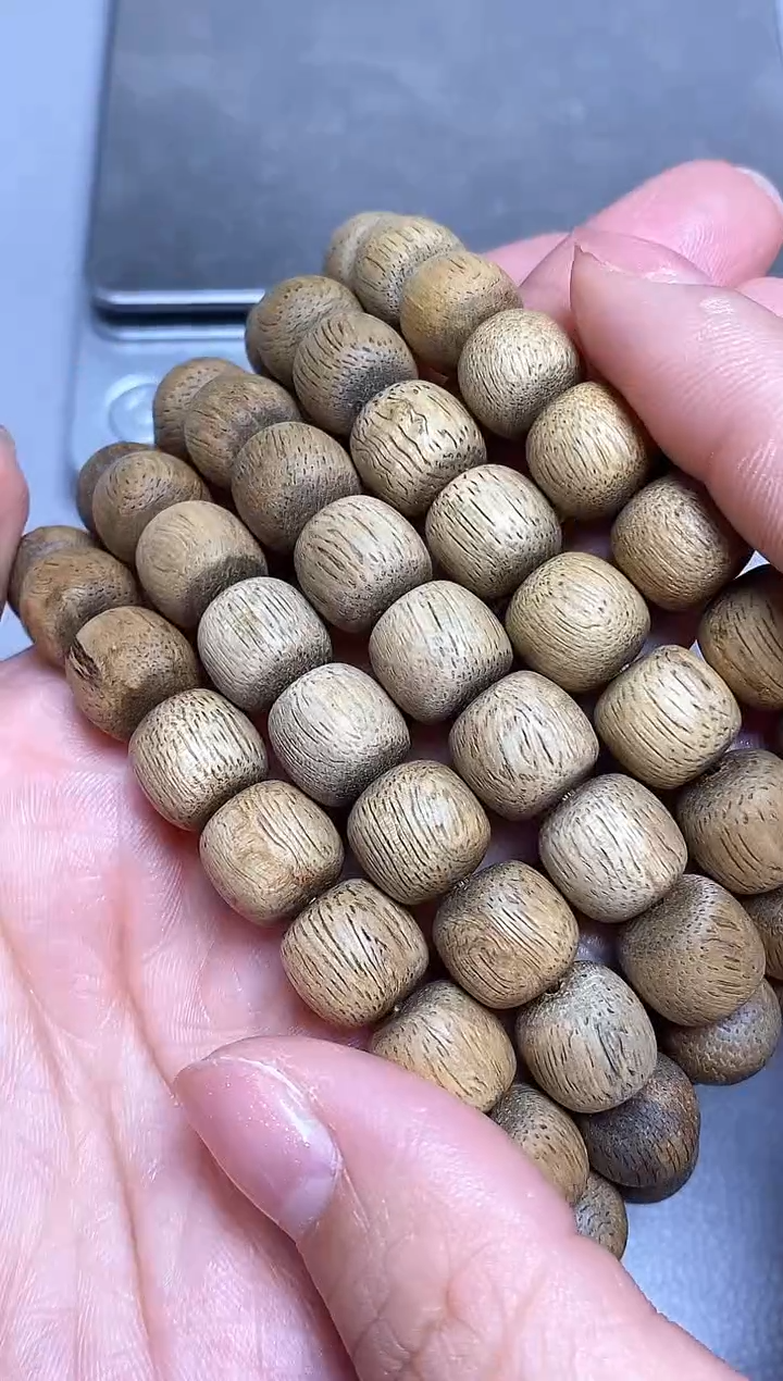 沉香手串菩萨棋老型单圈1.0多样性发其一