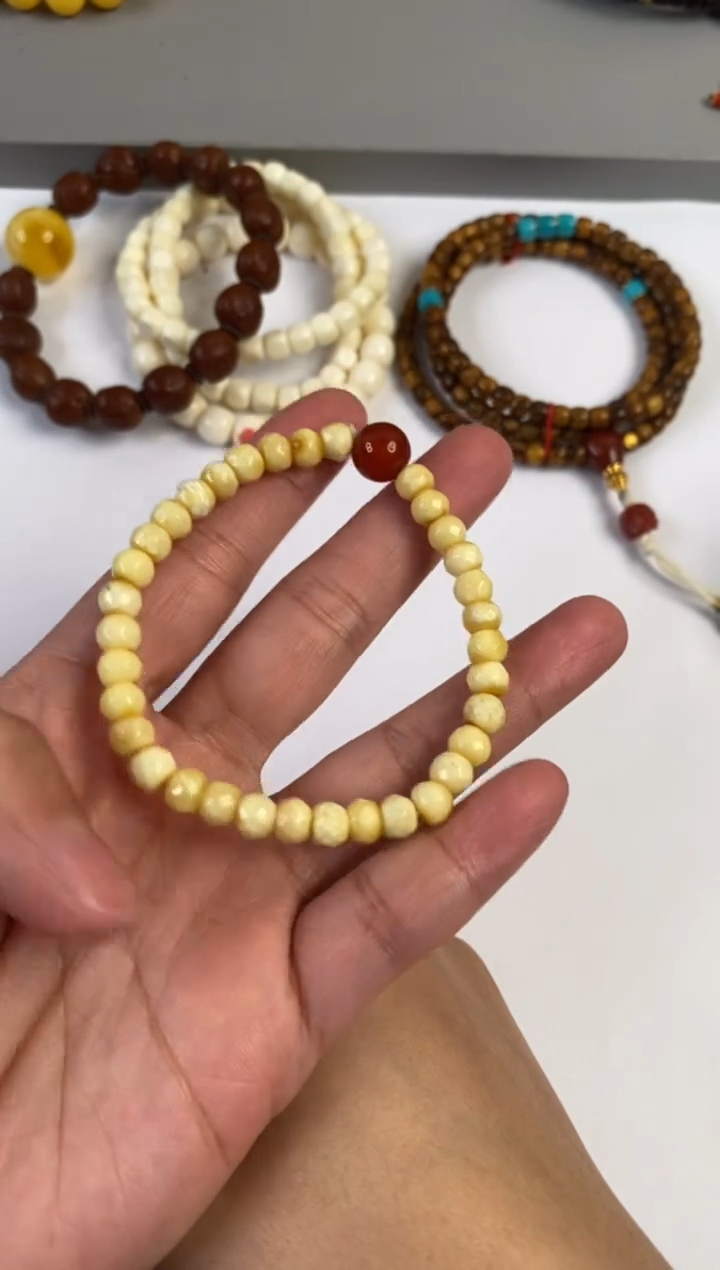 【闪购商品】蜜蜡手串未镶嵌蜜蜡手串