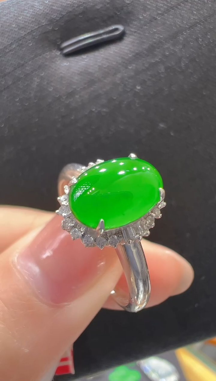 【闪购商品】翡翠戒指18K金镶嵌       