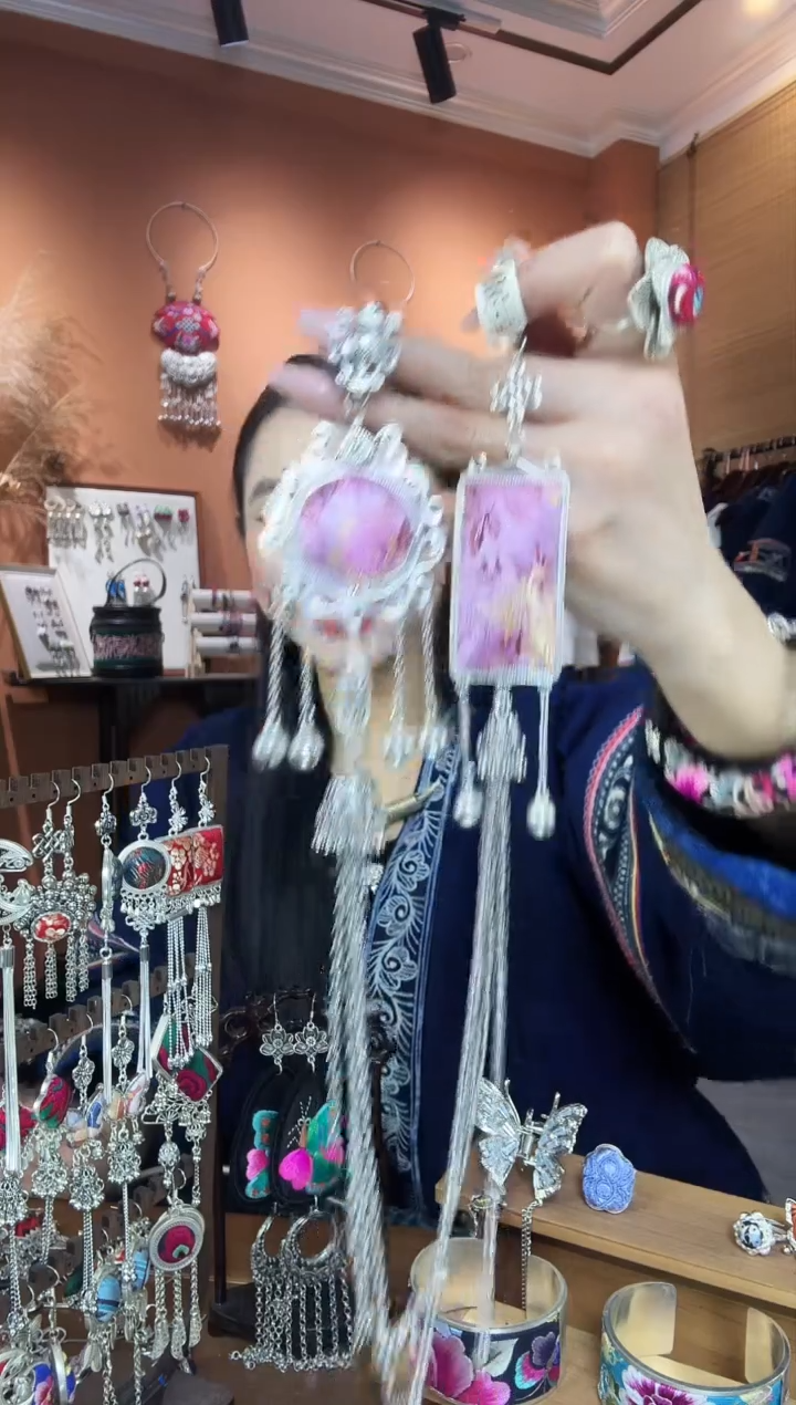 【闪购商品】刺绣纯手工民族风压襟