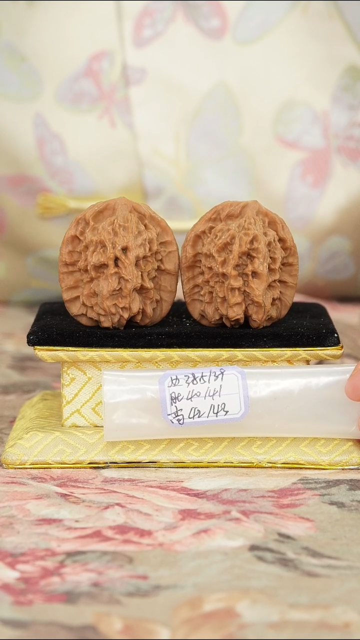 文玩核桃把件非嫁接马老四