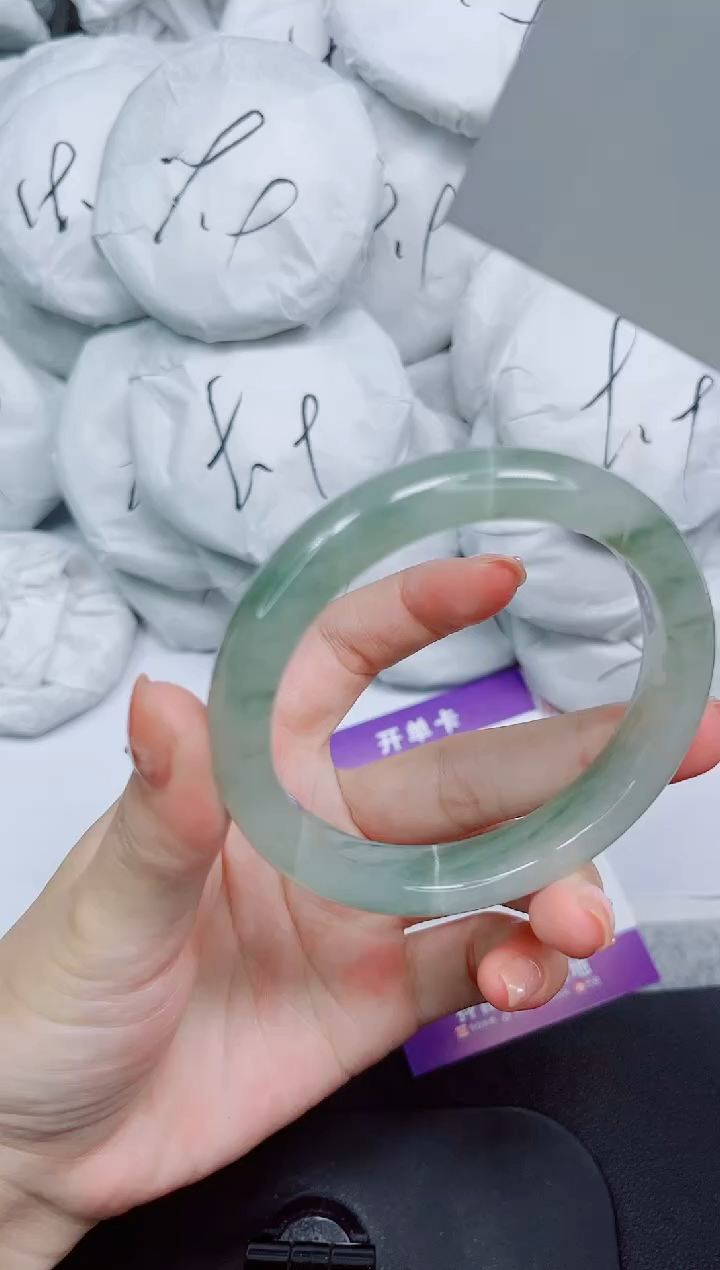 石英质玉手镯未镶嵌15-58