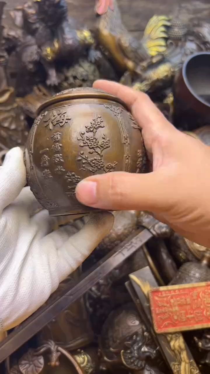 精美铜器，点击下单