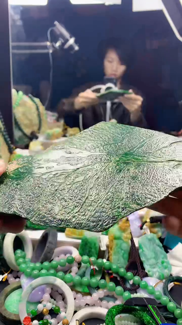 颈饰未镶嵌翡翠天然缅甸a货翡翠