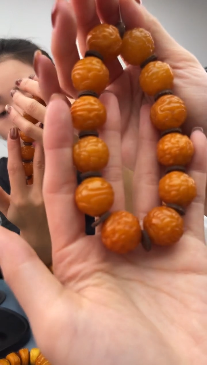 【闪购商品】蜜蜡珠宝奇石未镶嵌貔貅假一罚十045.18