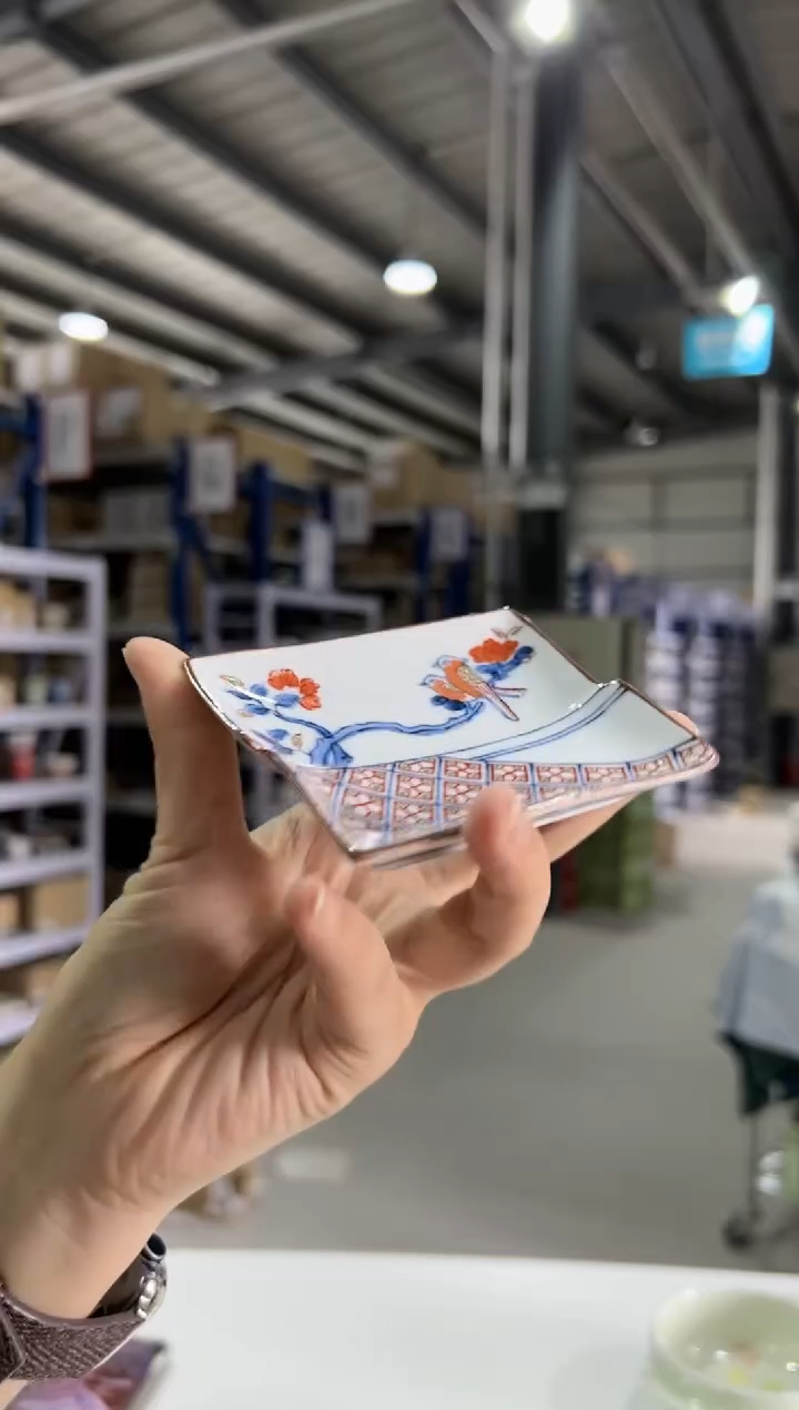 瓷片染錦地紋鳥文 角型手塩皿