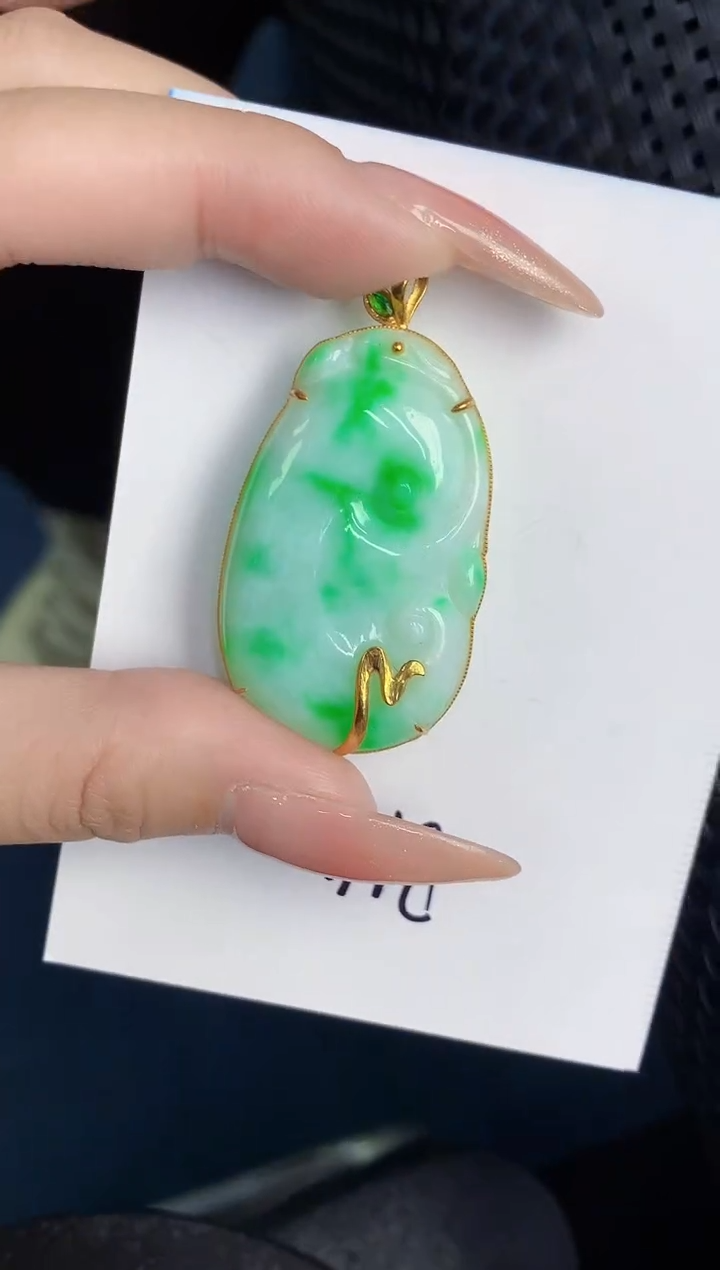 【闪购商品】翡翠颈饰18K金镶嵌000000000