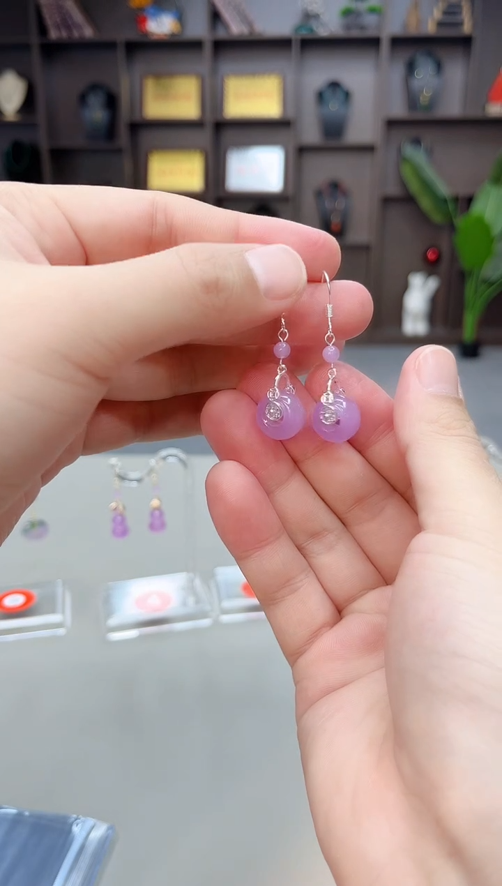 未镶嵌石英质玉（天山翠）耳饰S02