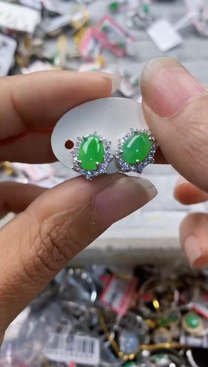 银S925镶嵌戒指翡翠666             2