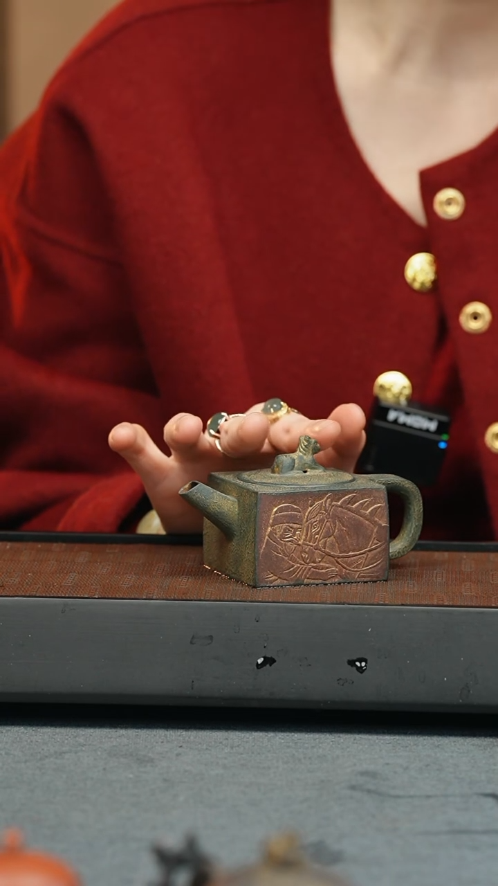 【闪购商品】紫砂茶壶五堂 昭陵六骏-飒露紫