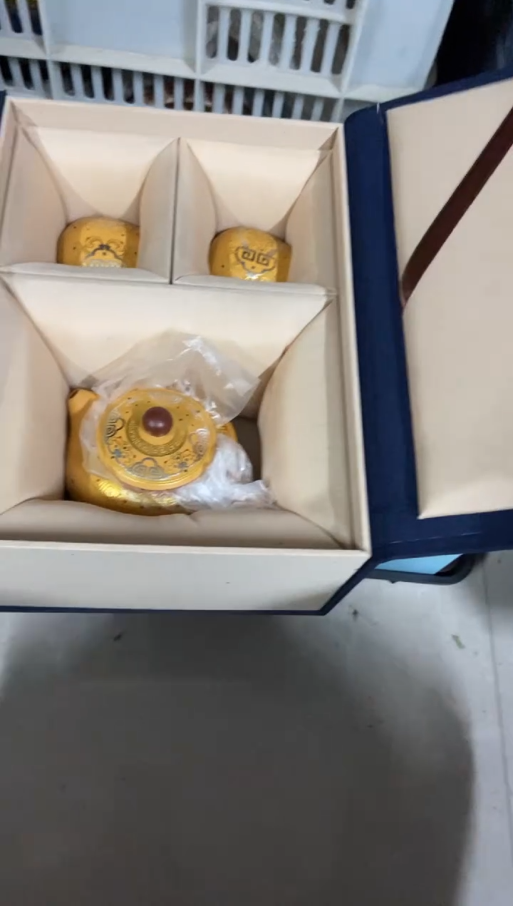 杯子瓷无运费险有瑕疵的摄影的产品有使用过的痕迹有点脏介意勿拍