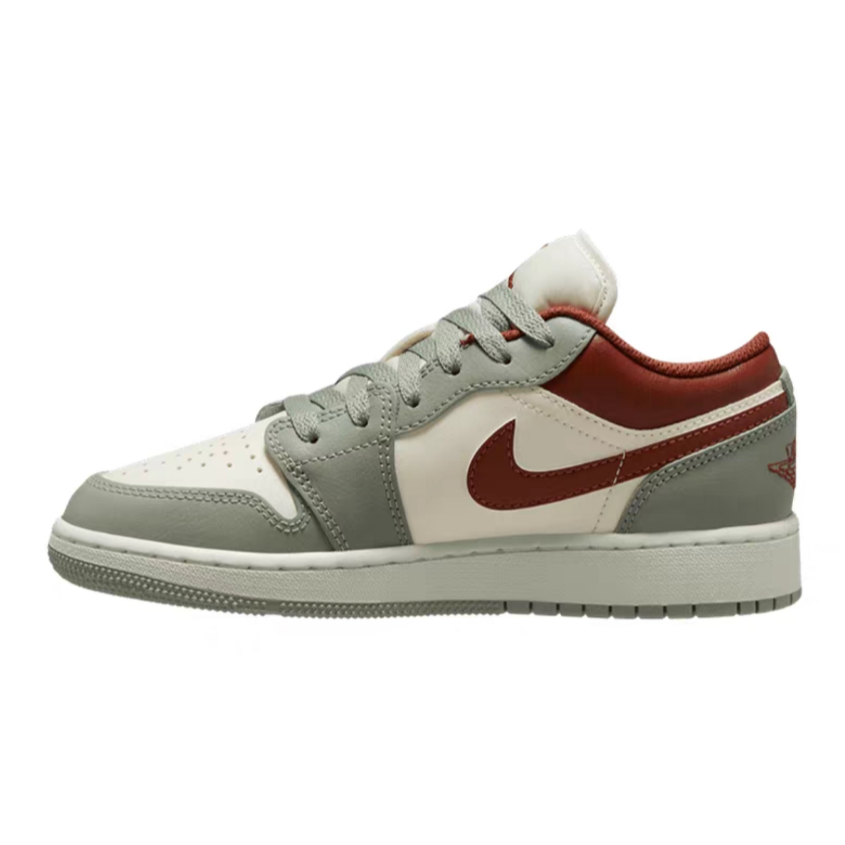 耐克/NIKE商场新款乔丹系列AJ1（GS）时尚休闲运动板鞋 553560133