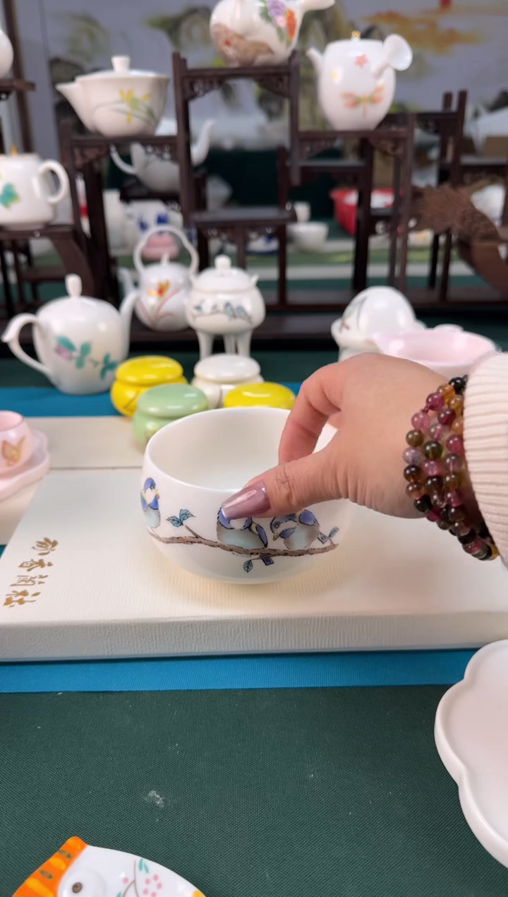 【闪购商品】瓷器 ······.......