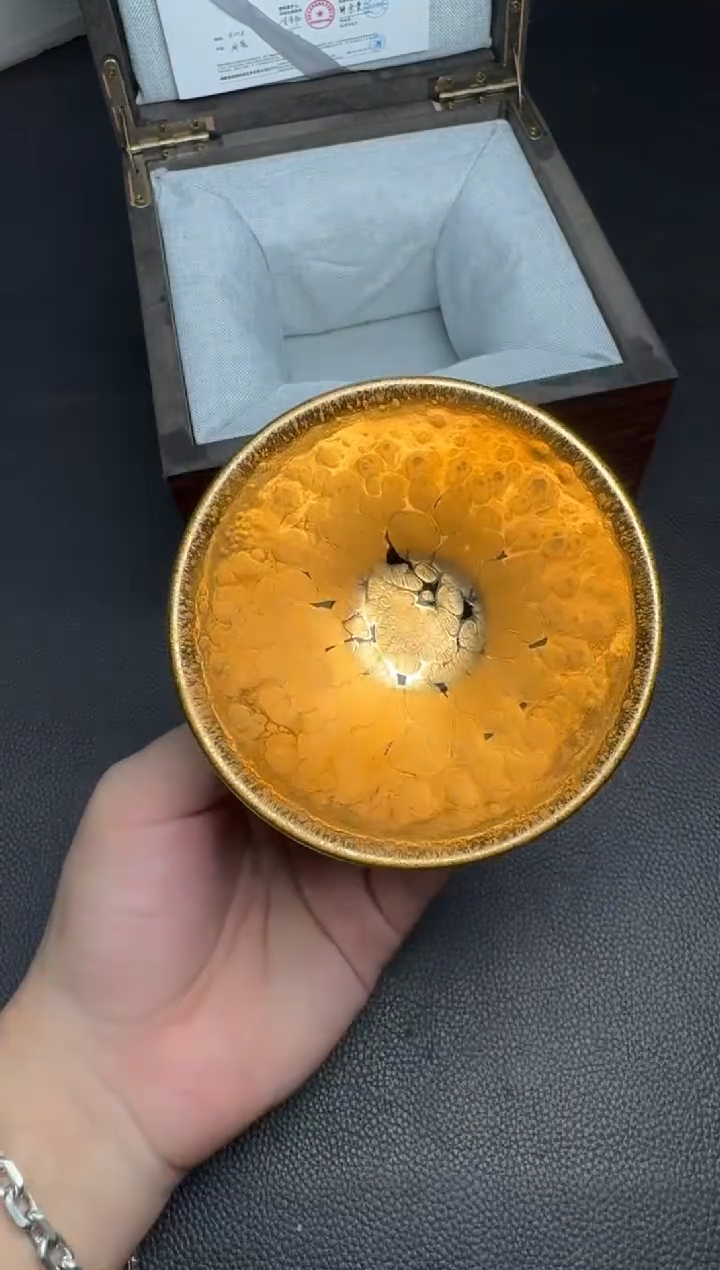 【闪购商品】茶盏李英金油滴盏110