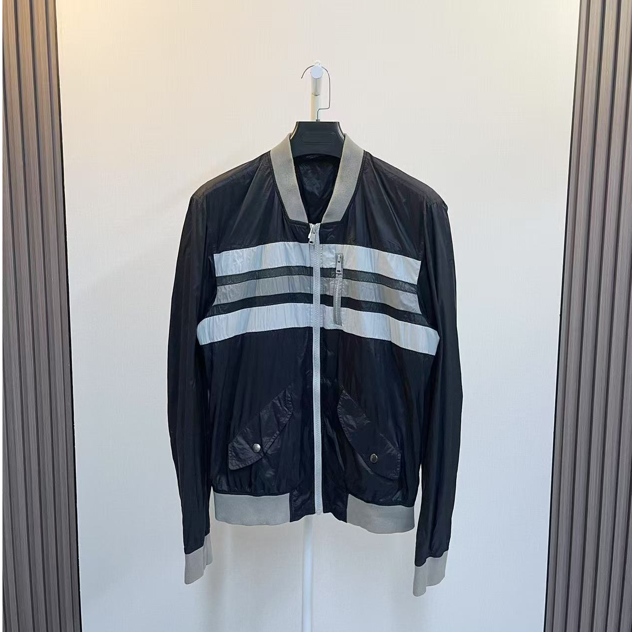 99新 MCM /DG/黑灰拼接尼龙冲锋衣夹克外套/尺码M