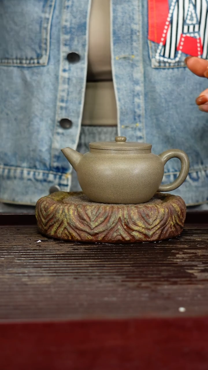 宜兴原矿紫砂壶茶壶宜兴原矿紫砂壶茶壶180C