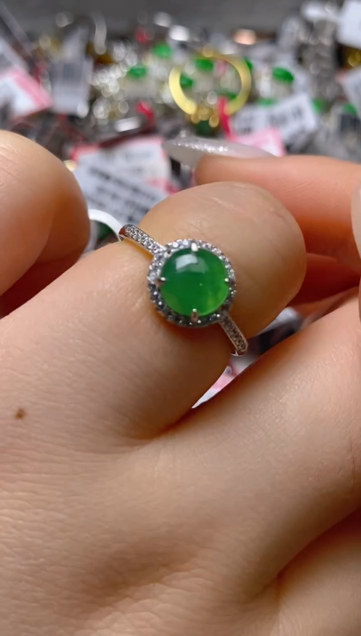 银S925镶嵌戒指翡翠百内无证书