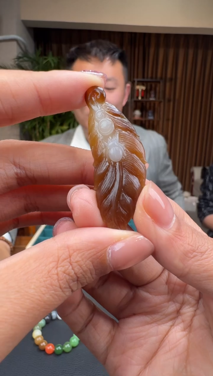 【闪购商品】和田玉95未镶嵌3.11巴哥多样性发货