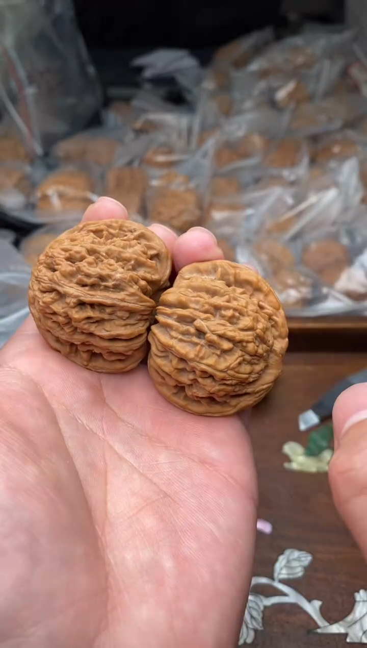 【闪购商品】文玩核桃把件A105号42尺四座楼.团