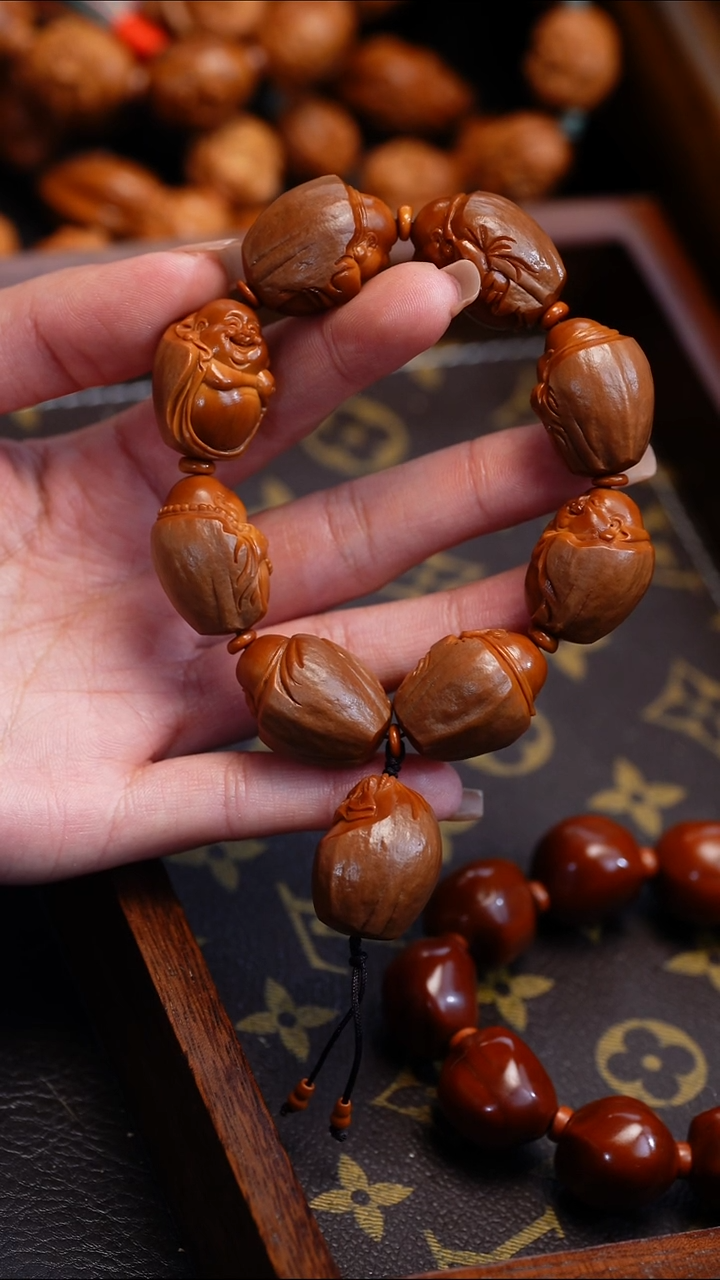 【闪购商品】橄榄核吊坠苏工橄榄核