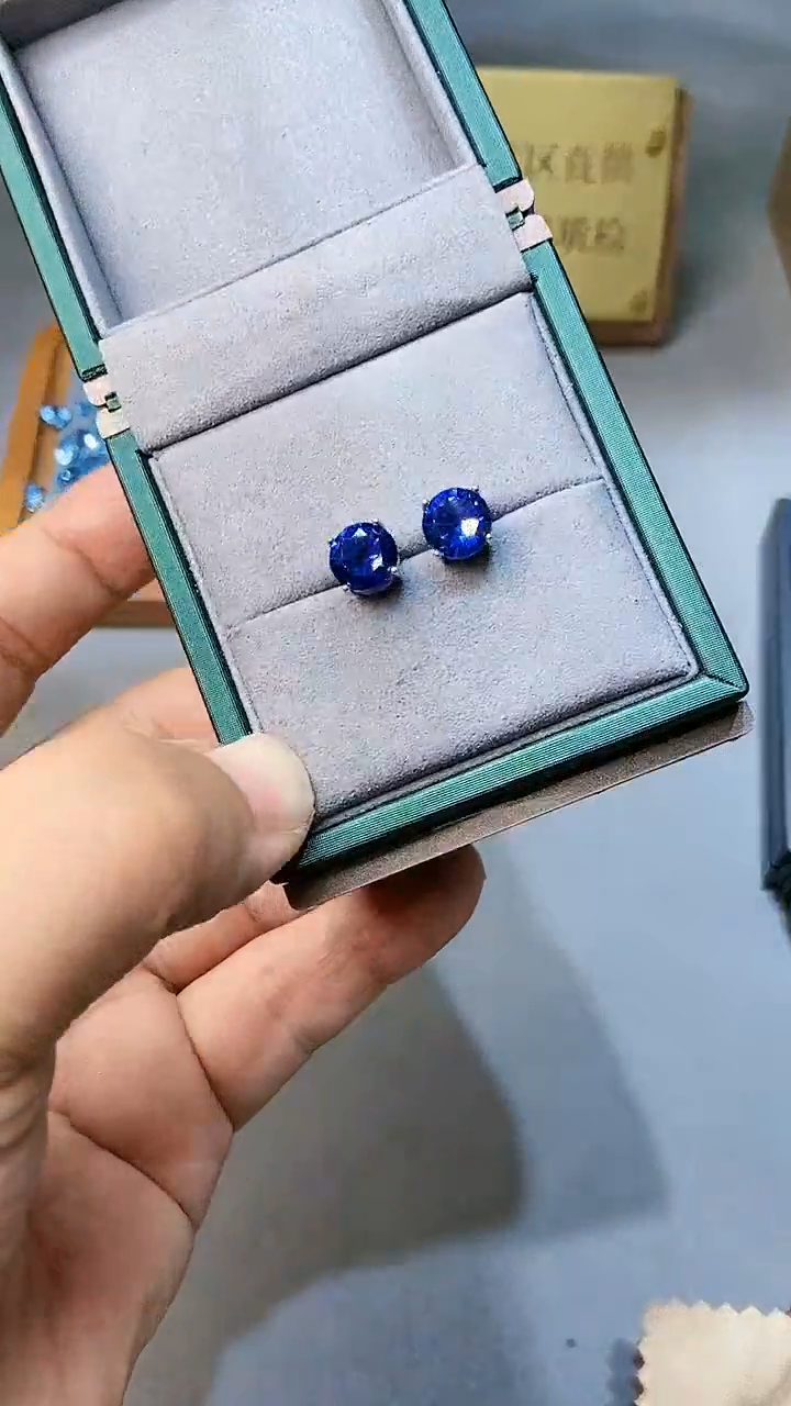 【闪购商品】蓝宝石耳饰银S925镶嵌321