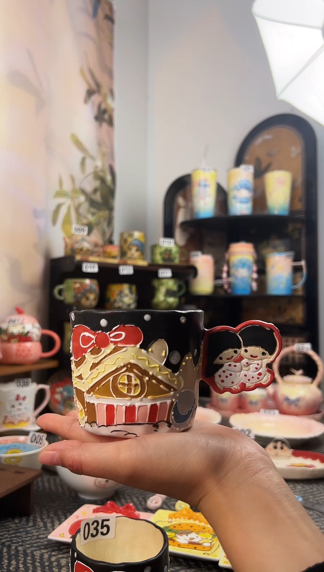 景德镇设计款手绘杯杯