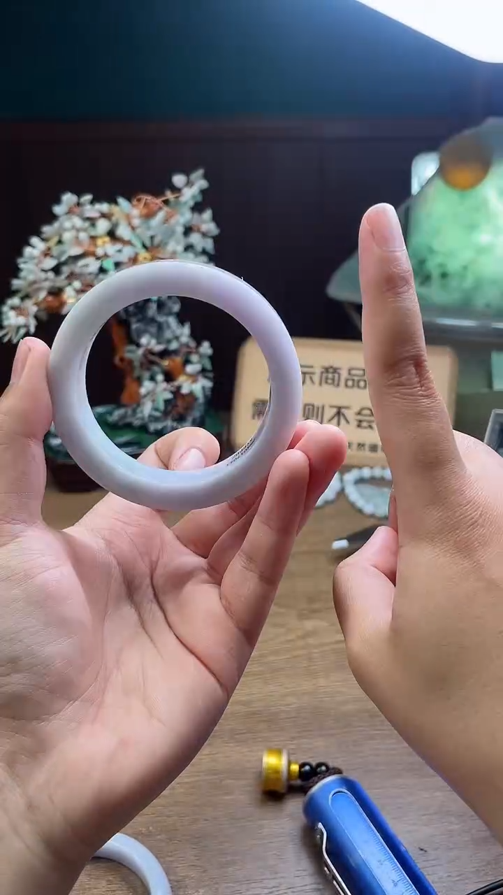 定制翡翠手镯未镶嵌定制