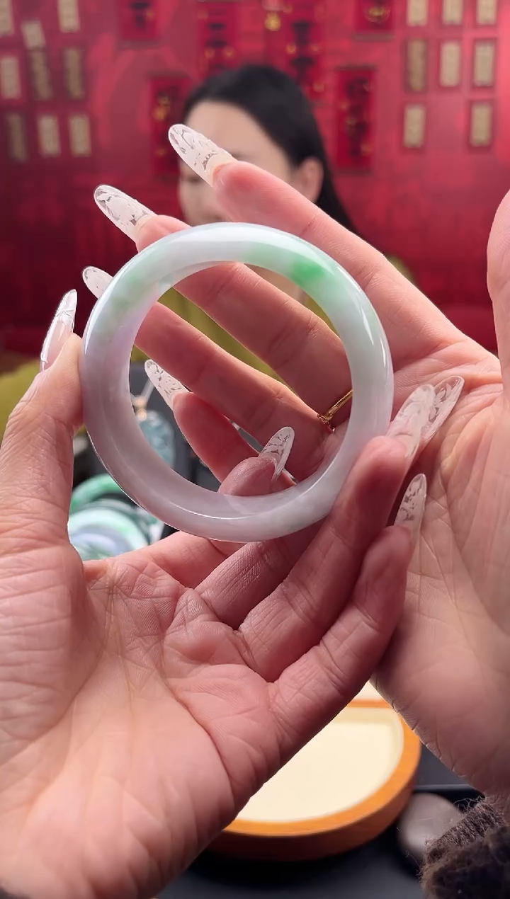 【闪购商品】翡翠手镯未镶嵌手镯
