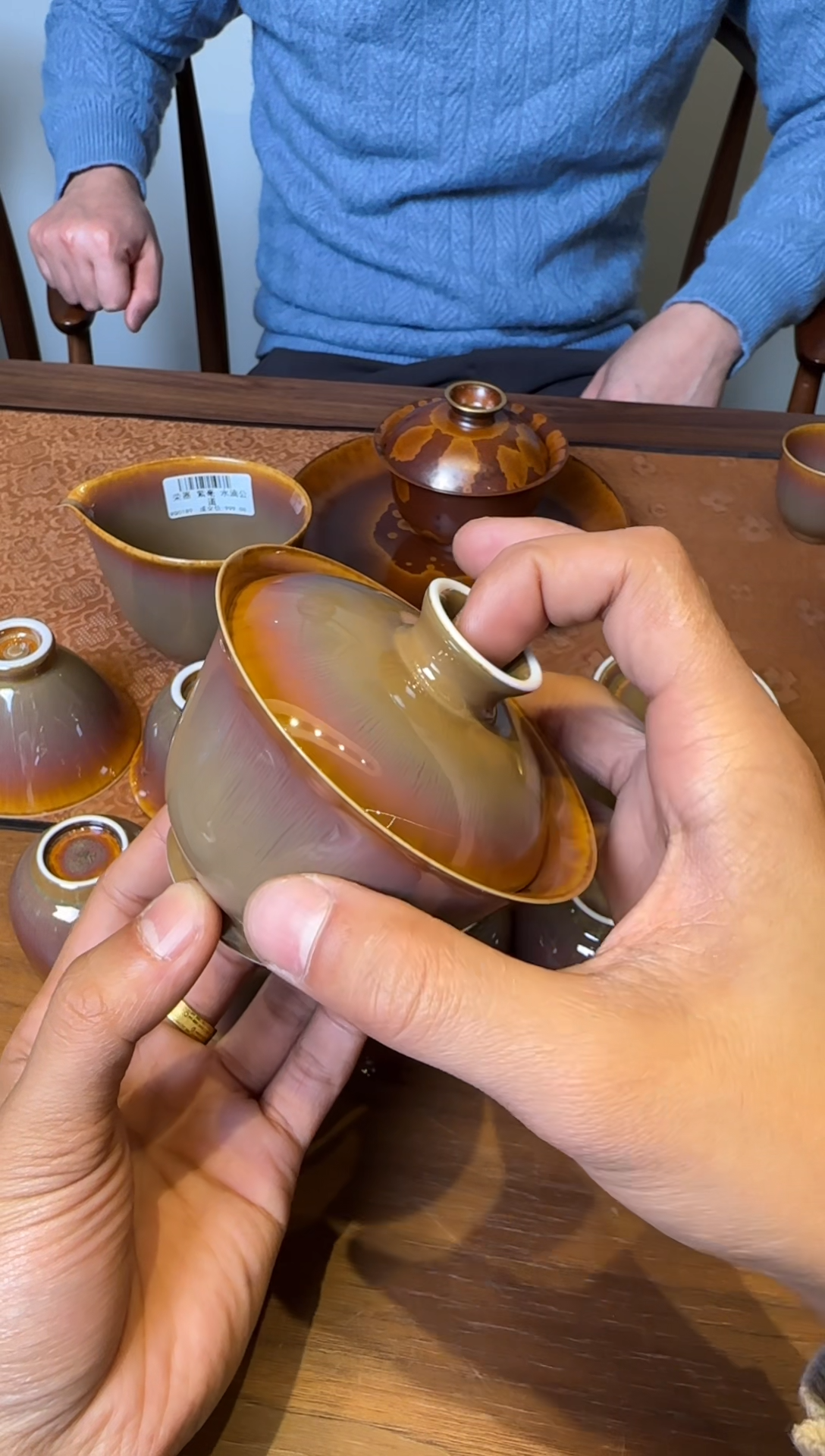 漱**舍荣器 紫毫卧足 盖碗