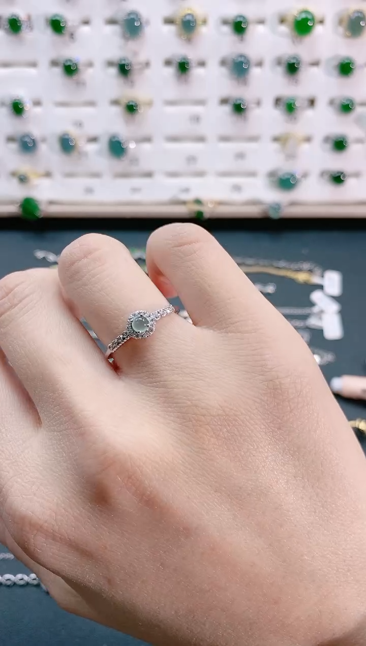 【闪购商品】翡翠戒指银S925镶嵌天然翡翠