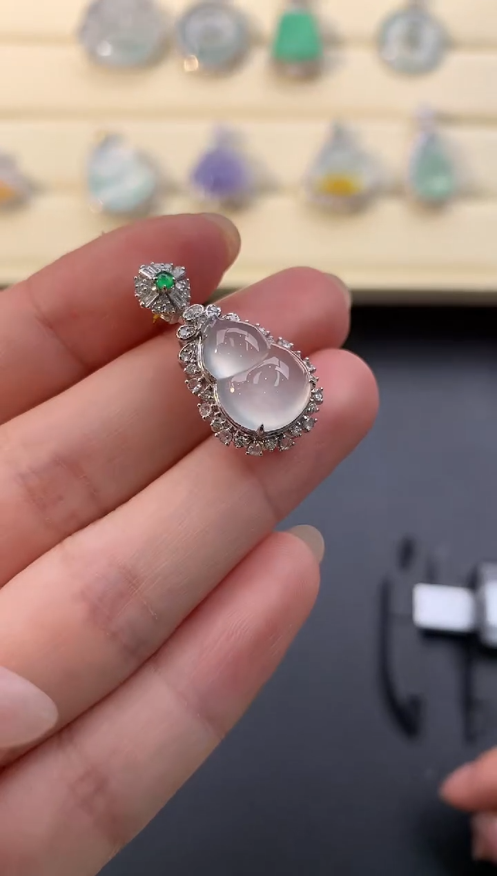 【闪购商品】翡翠颈饰18K金镶嵌X34     