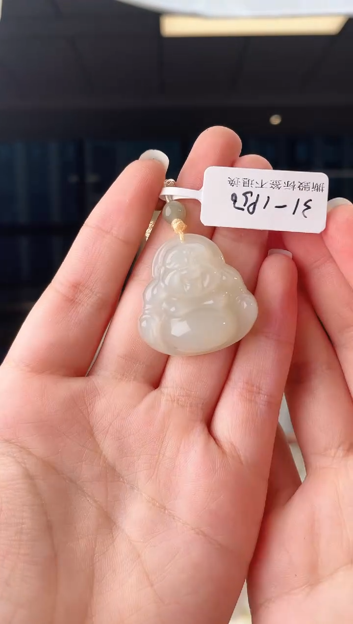 颈饰未镶嵌和田玉佛公 1950