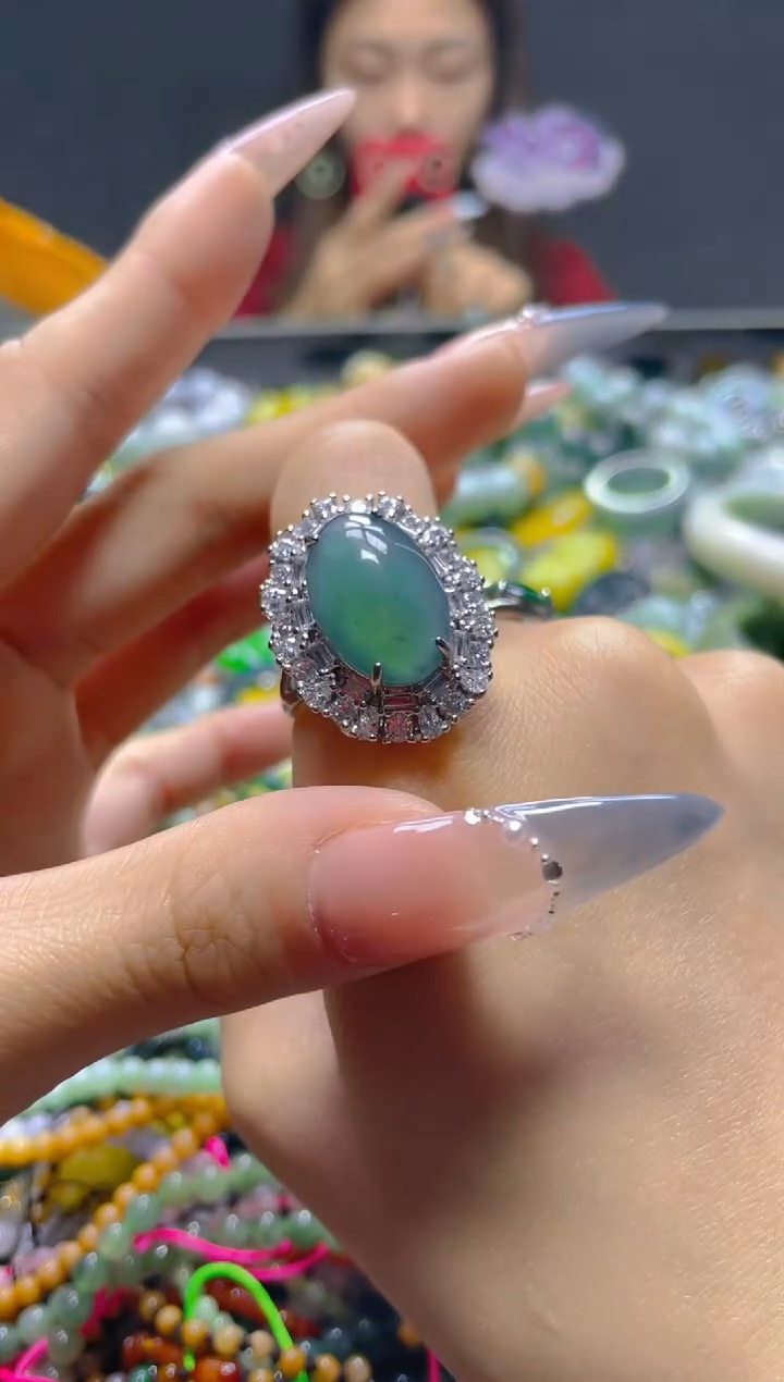 颈饰未镶嵌翡翠/Z/翡翠A货，一件也是批发价