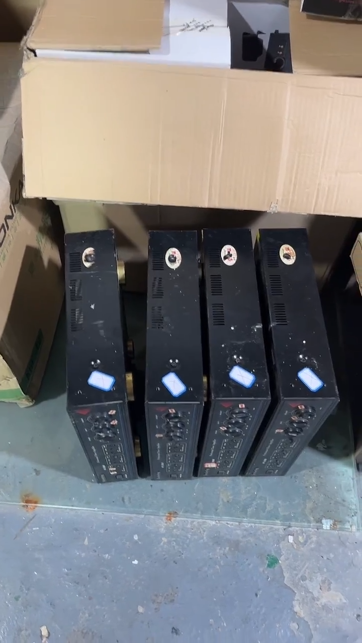 8新不包邮  单只  功放 音箱配件处理