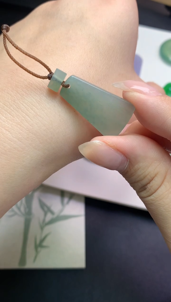 定制翡翠未镶嵌毛货