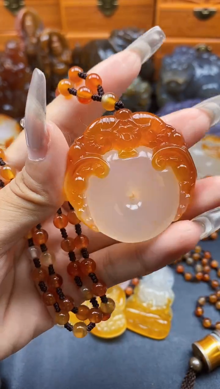 玛瑙/玉髓挂件未镶嵌大*ll