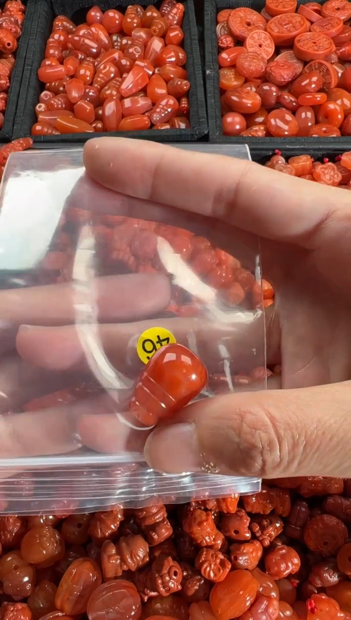 【闪购商品】南红玛瑙颈饰未镶嵌1