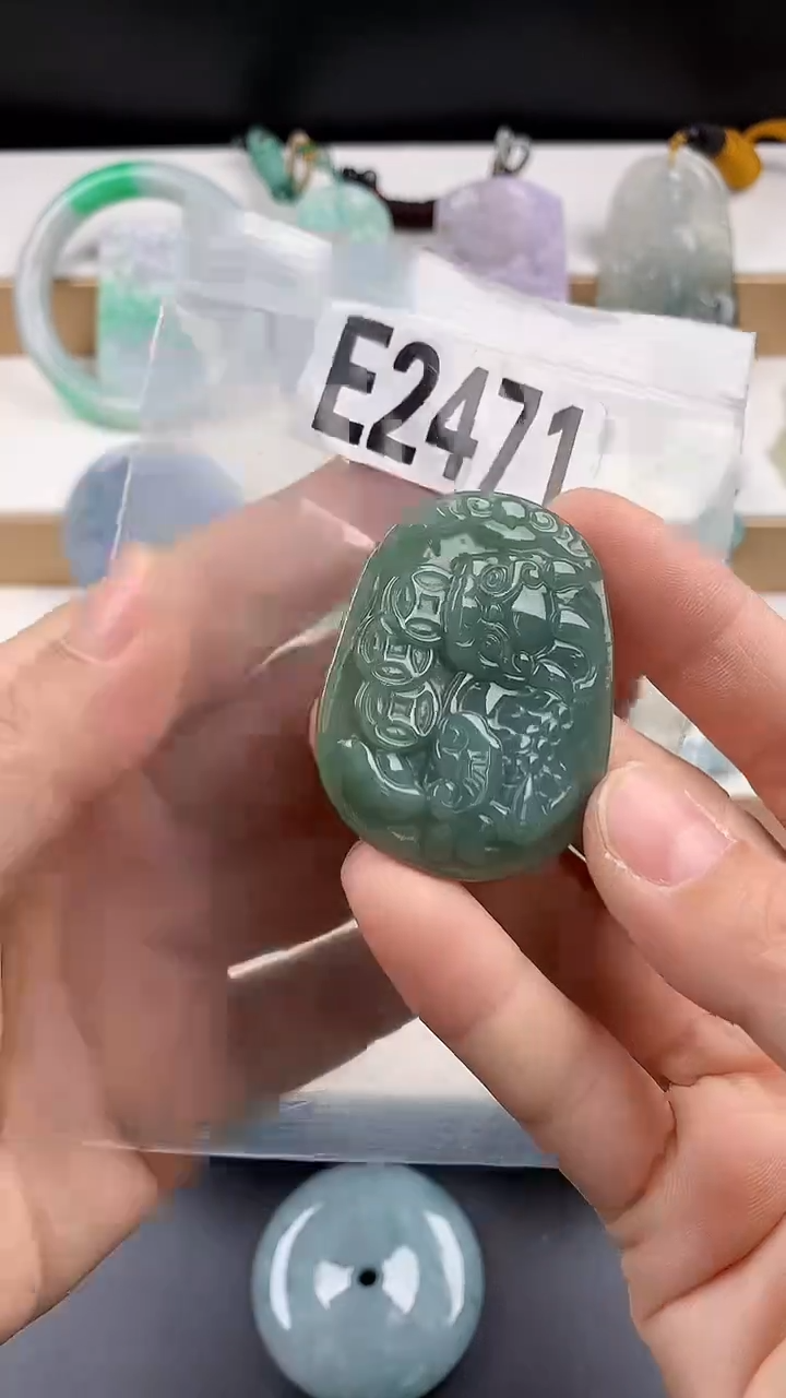 颈饰未镶嵌翡翠天然翡翠吊坠挂件