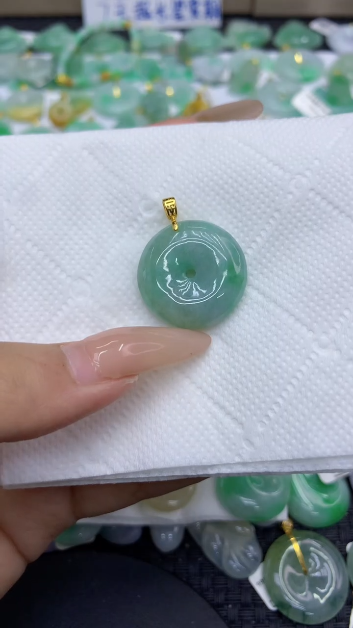 颈饰未镶嵌翡翠天然缅甸A货翡翠