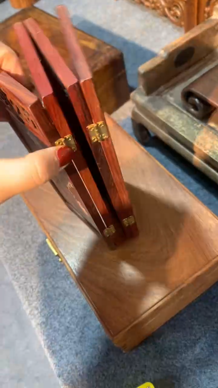 木福利           四联屏