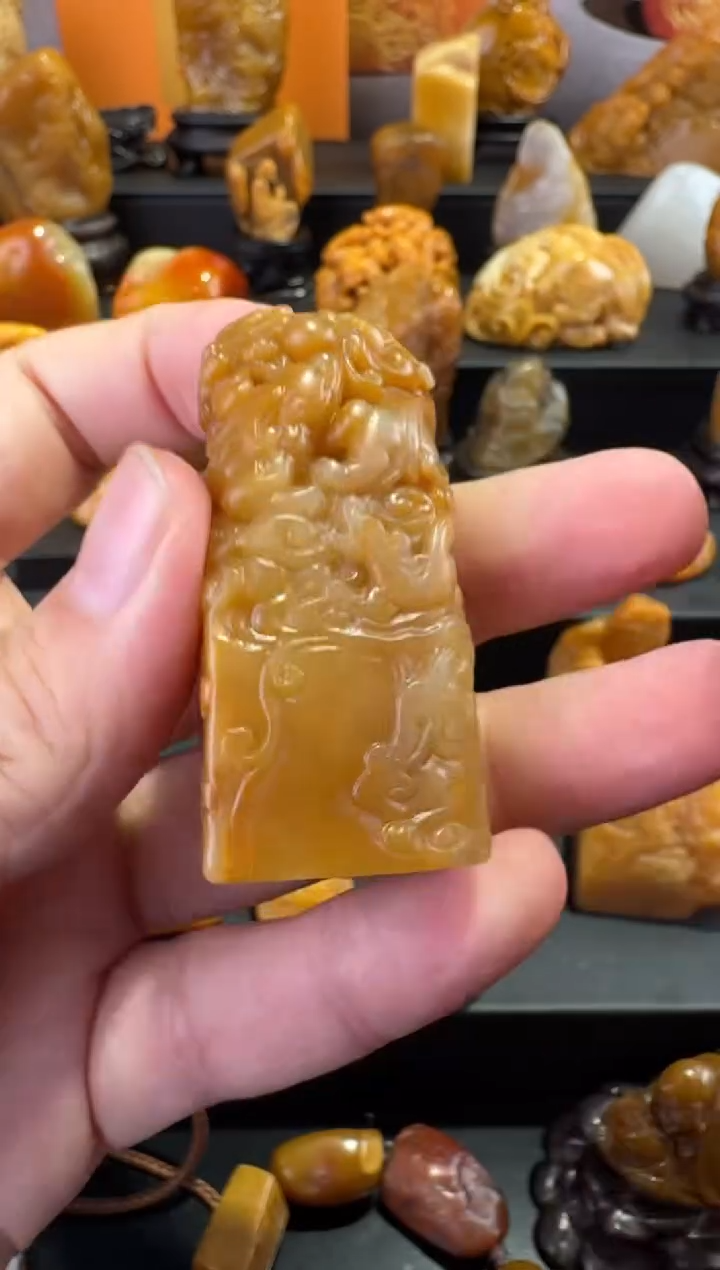 【闪购商品】田黄石半知田黄直播间