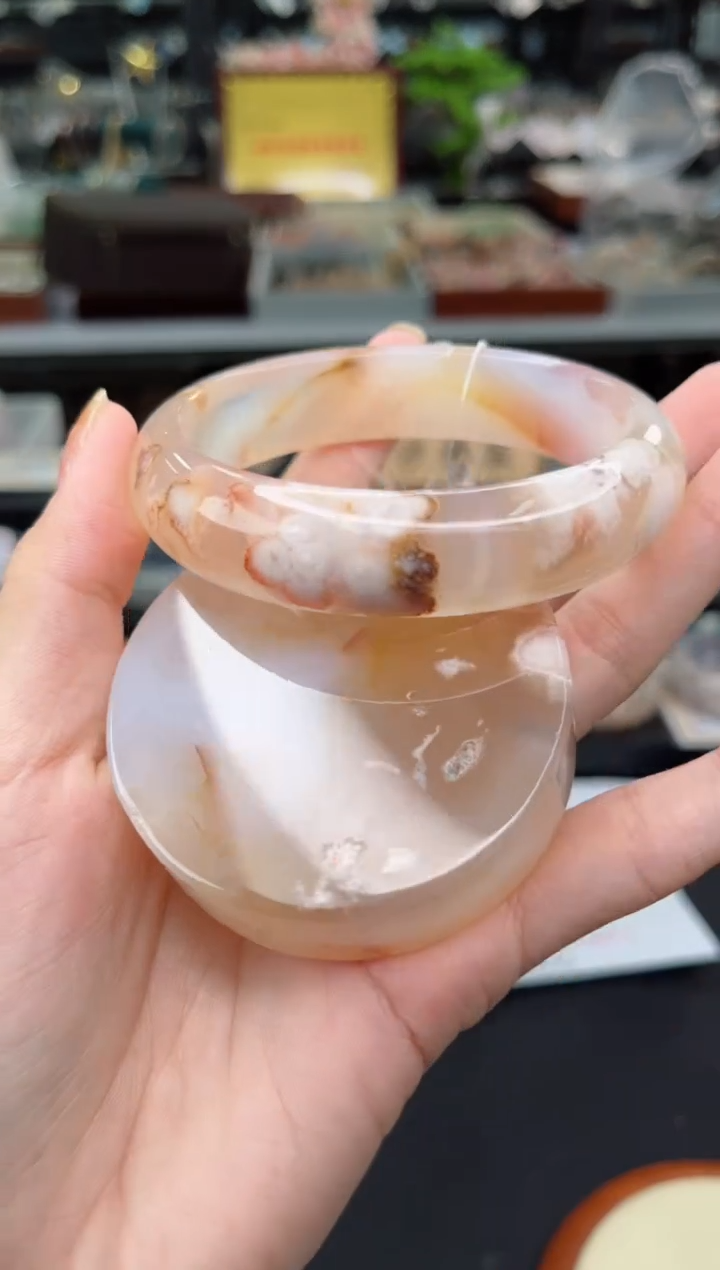 【闪购商品】石英质玉手镯未镶嵌63圈口（赠品镯心）3427276